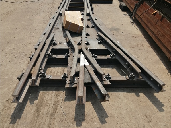 630單開(kāi)道岔